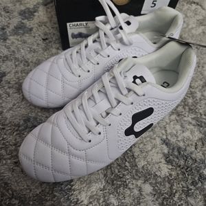 CHARLY YOUTH BOYS GIRLS KIDS SOCCER CLEATS SHOES 5